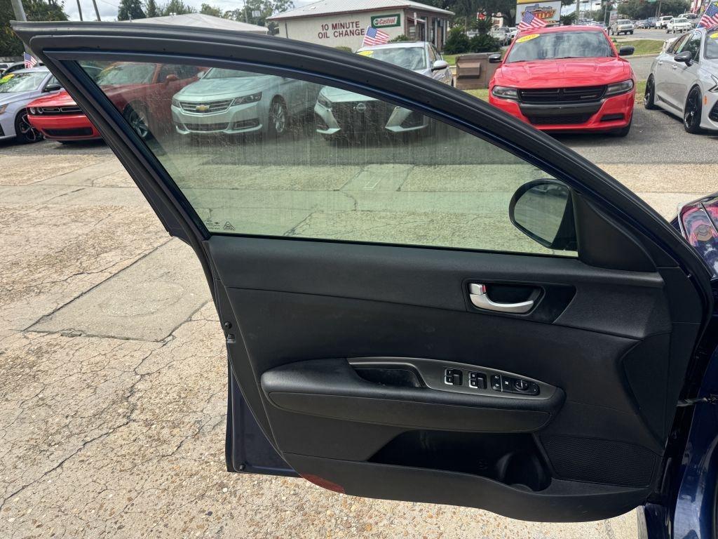 Kia Optima  2020