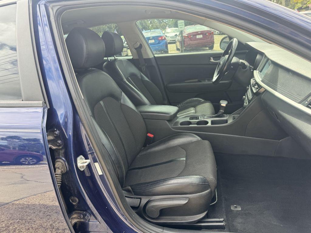 Kia Optima  2020