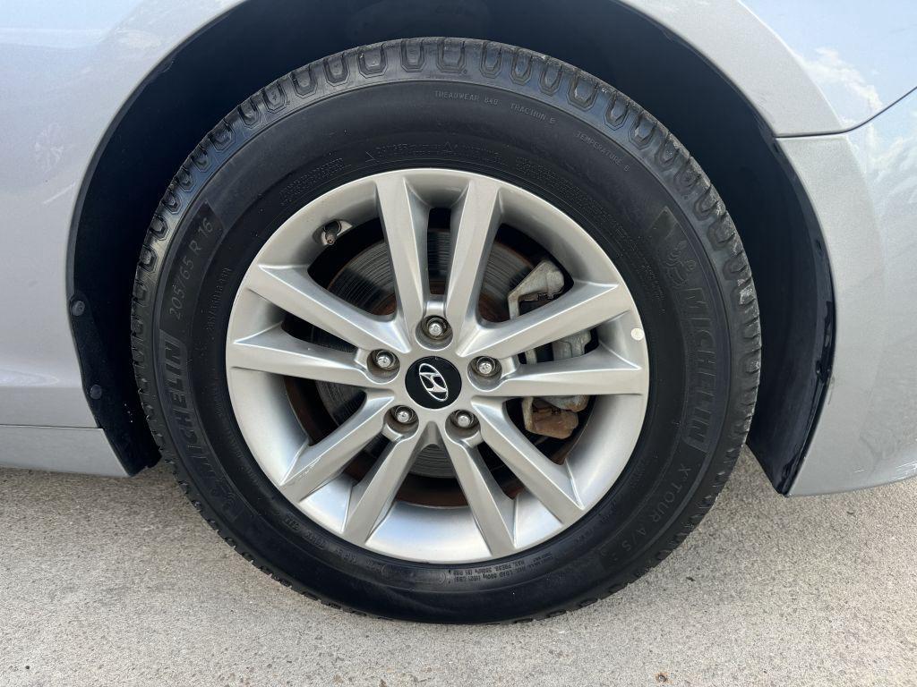 Hyundai Sonata  2016