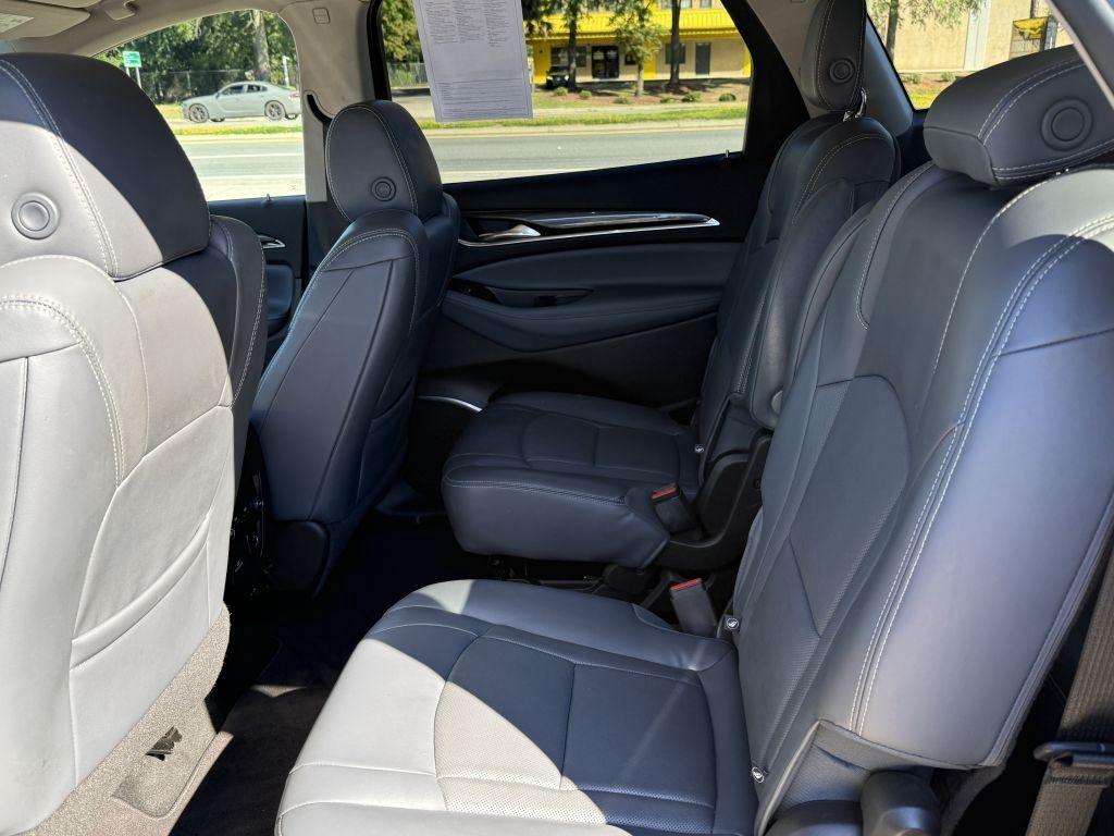 Buick Enclave  2018