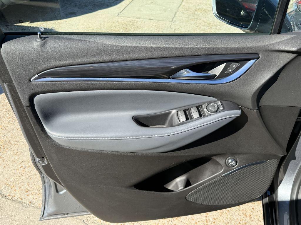 Buick Enclave  2018