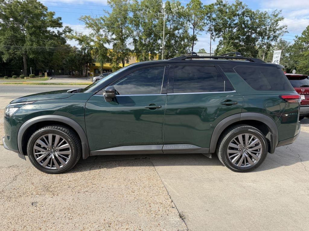 Nissan Pathfinder  2023