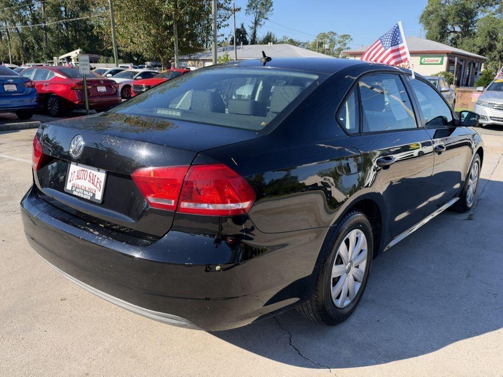 Volkswagen Passat  2013