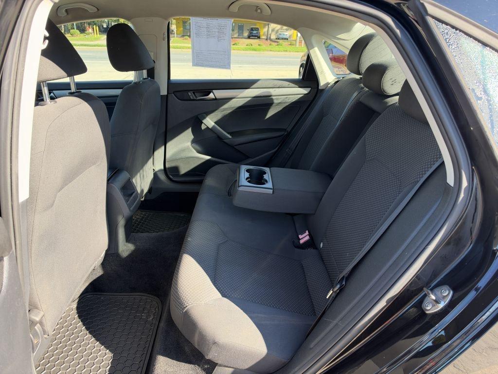 Volkswagen Passat  2013