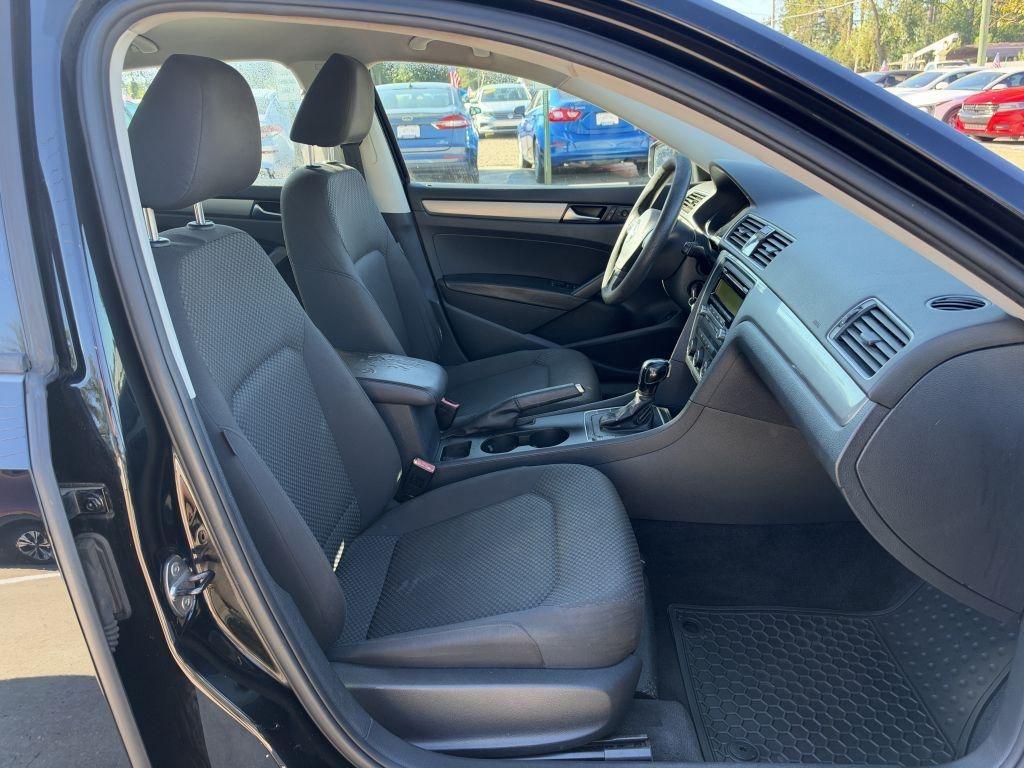 Volkswagen Passat  2013