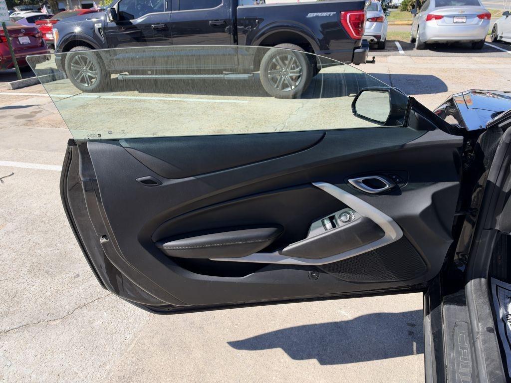 Chevrolet Camaro  2020