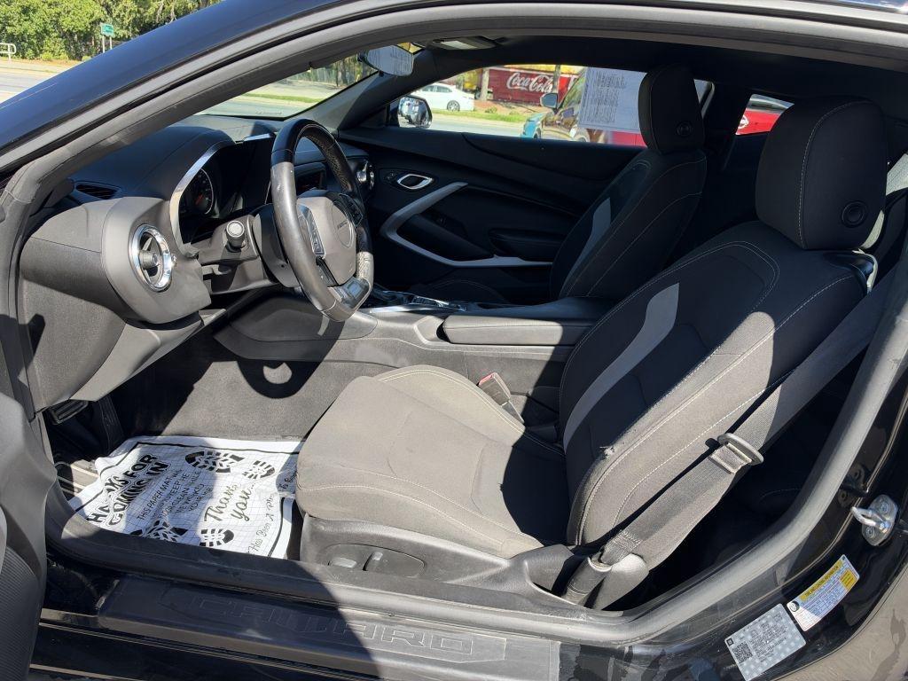 Chevrolet Camaro  2020