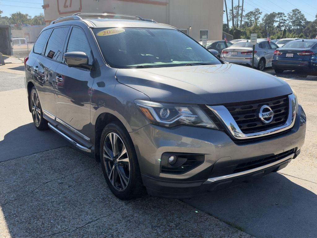 Nissan Pathfinder  2020