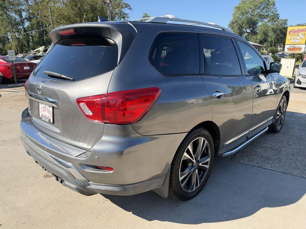 Nissan Pathfinder  2020