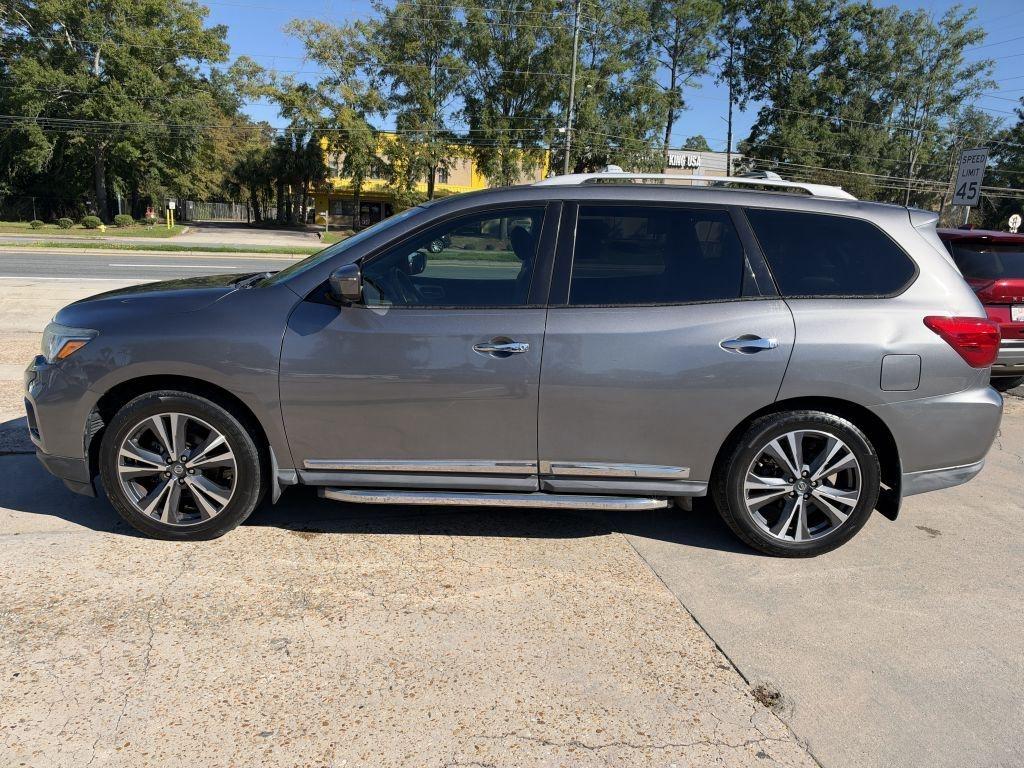 Nissan Pathfinder  2020