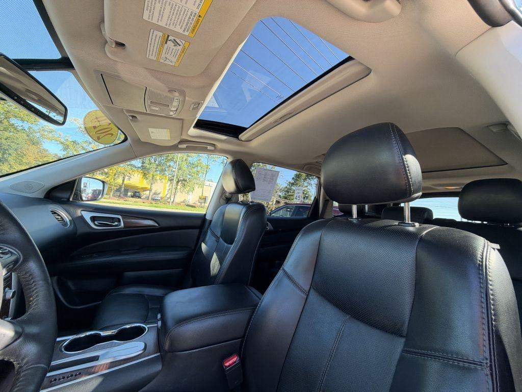 Nissan Pathfinder  2020