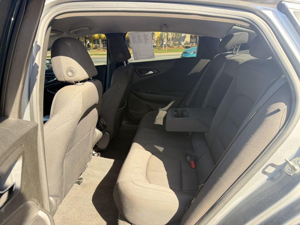 Chevrolet Malibu  2023