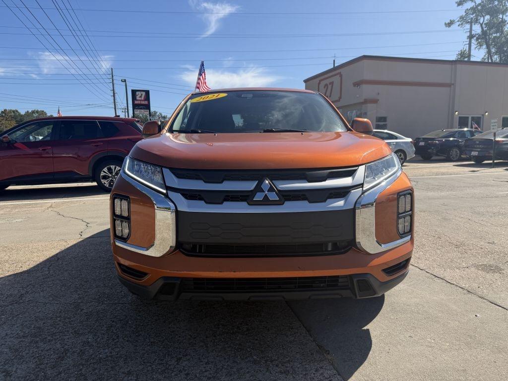 Mitsubishi Outlander Sport  2021