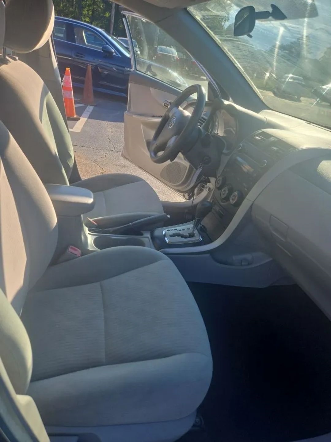 Toyota Corolla  2010