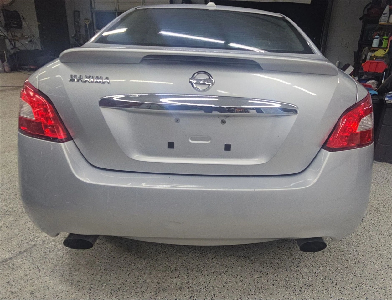 Nissan Maxima  2010