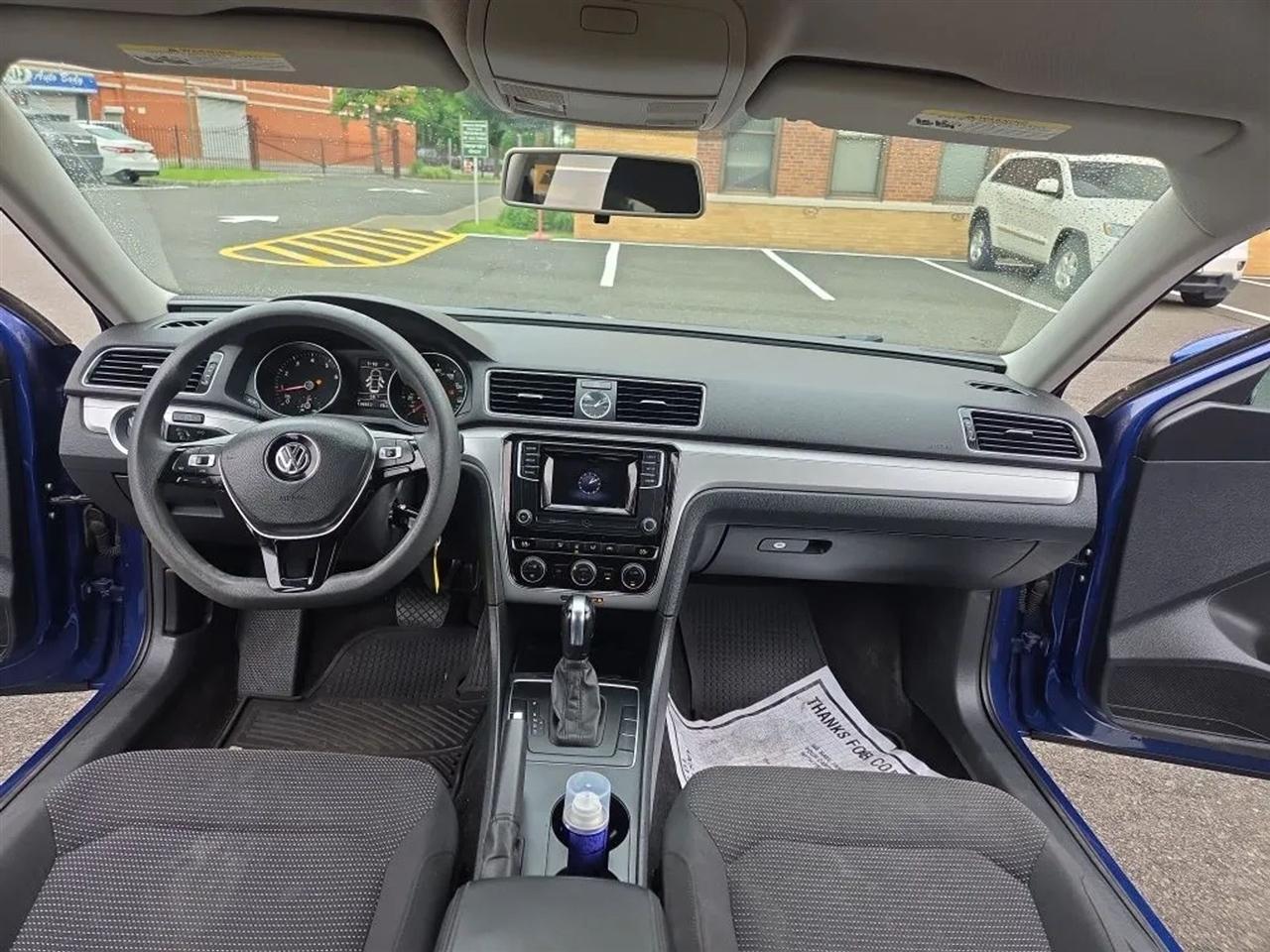 Volkswagen Passat  2016