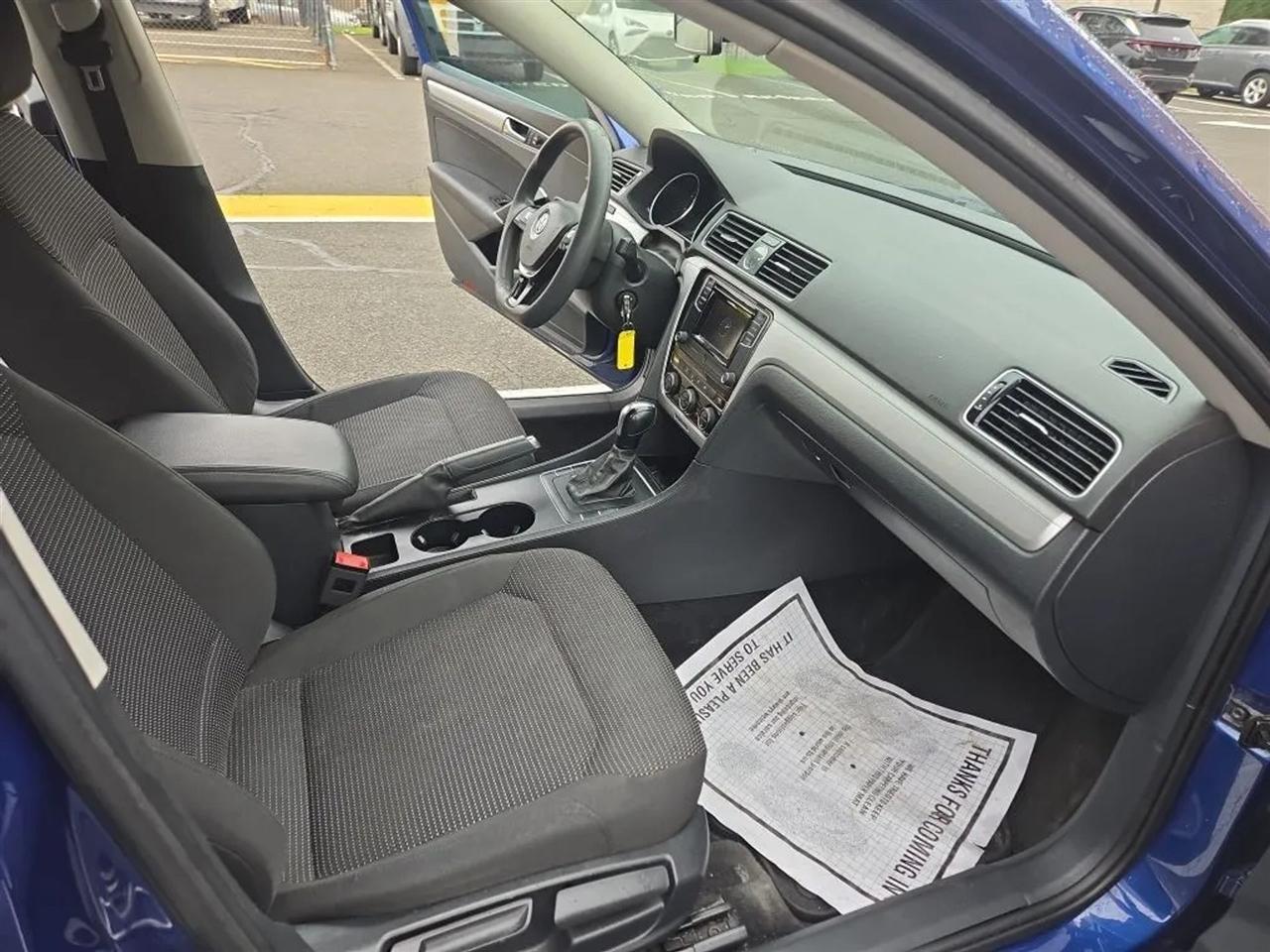 Volkswagen Passat  2016