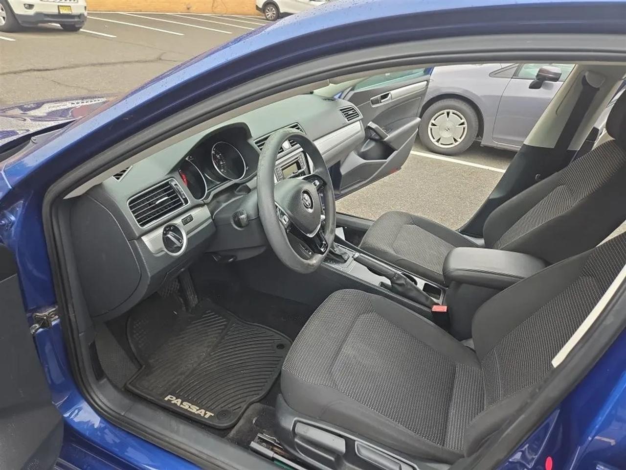Volkswagen Passat  2016