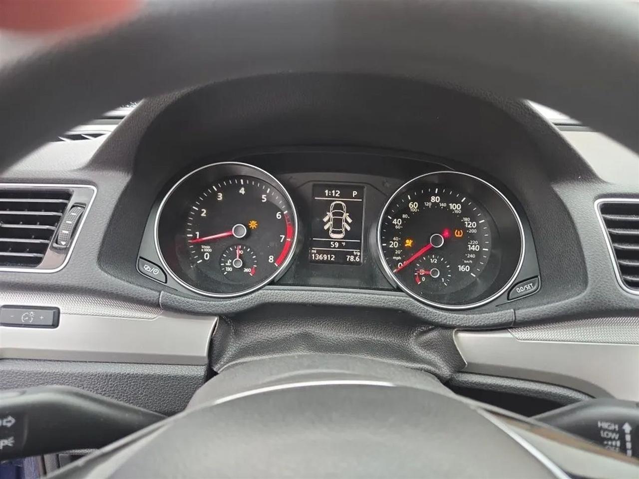 Volkswagen Passat  2016