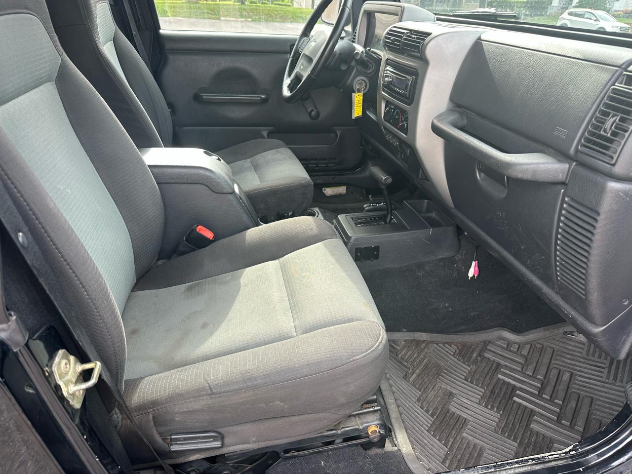 Jeep Wrangler Unlimited 2D SUV 4WD 2005