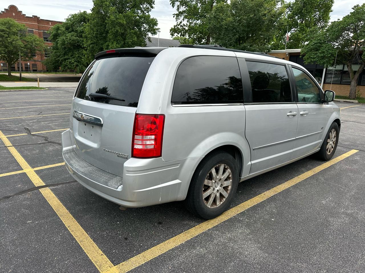 Chrysler Town & Country Touring 2009