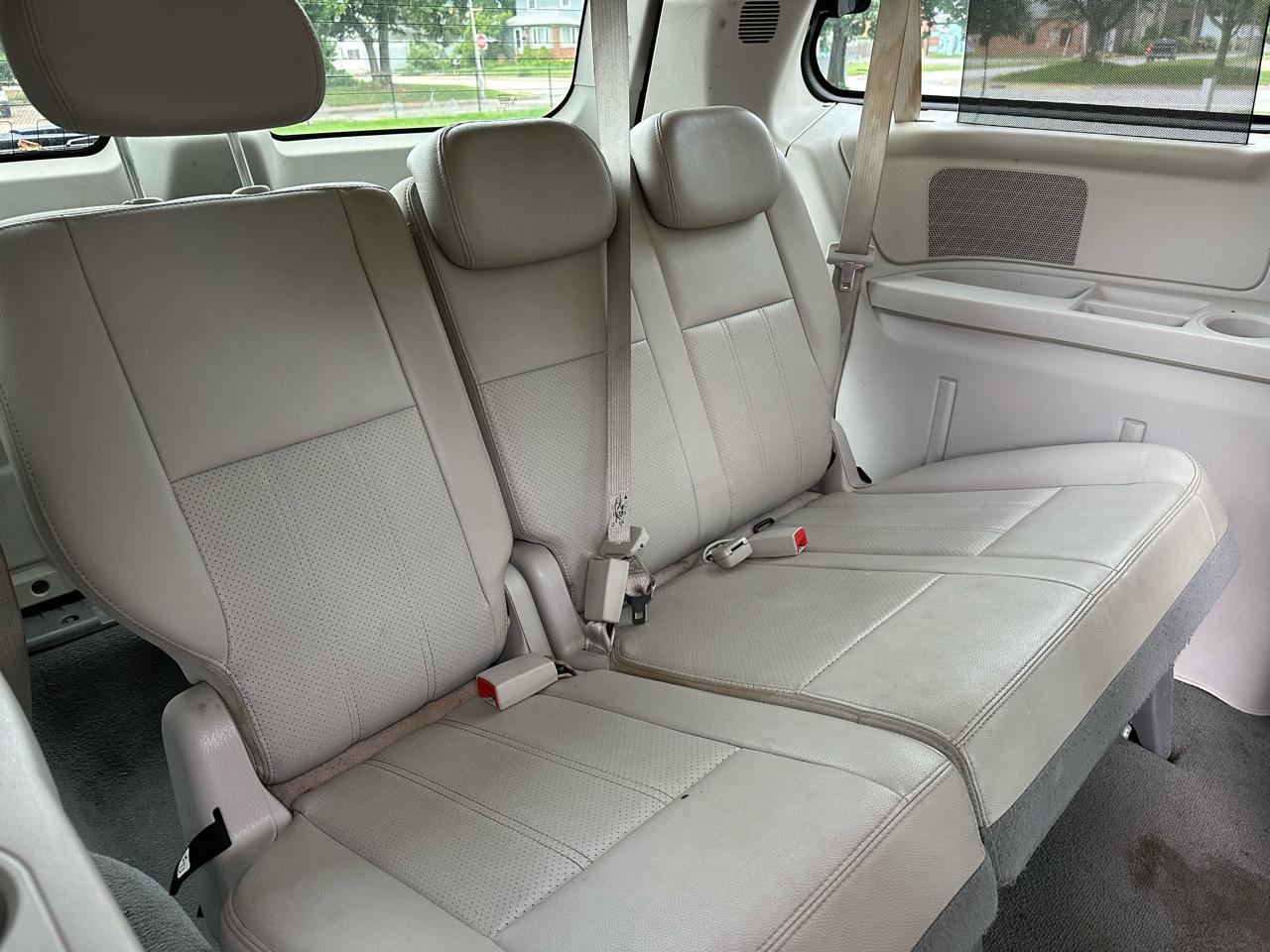 Chrysler Town & Country Touring 2009