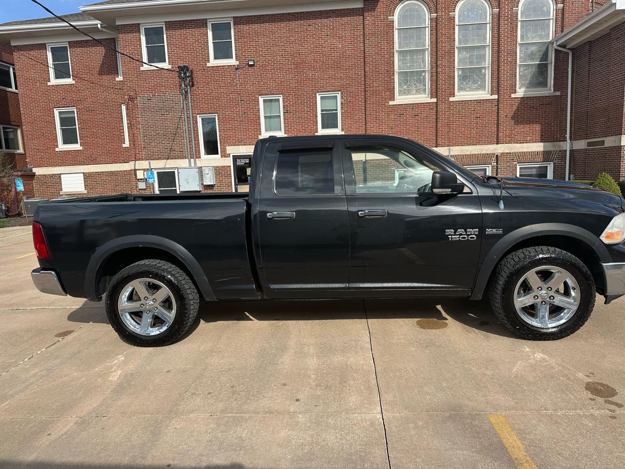 Dodge Ram 1500 SLT Quad Cab 4WD 2009