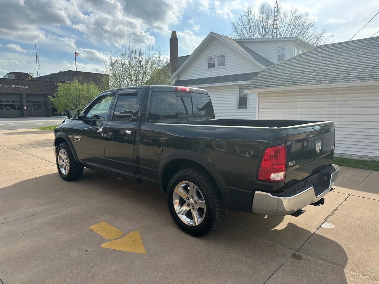 Dodge Ram 1500 SLT Quad Cab 4WD 2009