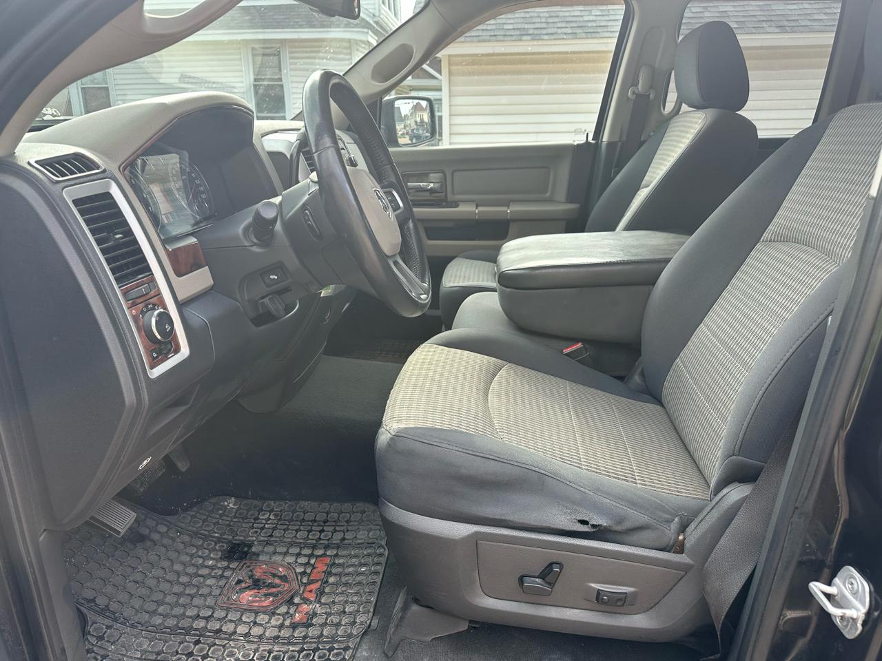 Dodge Ram 1500 SLT Quad Cab 4WD 2009
