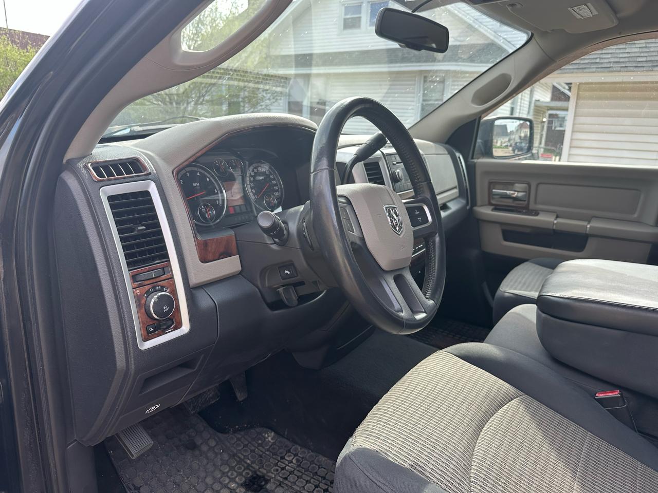 Dodge Ram 1500 SLT Quad Cab 4WD 2009
