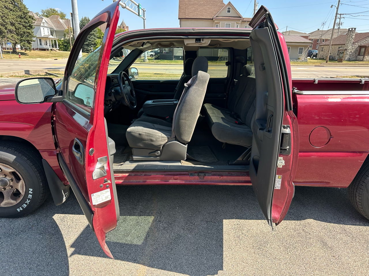 Chevrolet Silverado 1500 Work Truck Ext. Cab Short Bed 2WD 2004 Chevrolet Silverado 1500 Work Truck Ext. Cab Short Bed 2WD 2004