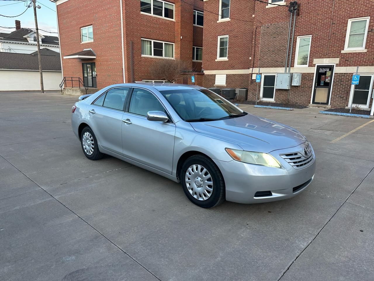 Toyota Camry XLE 5-Spd AT 2009