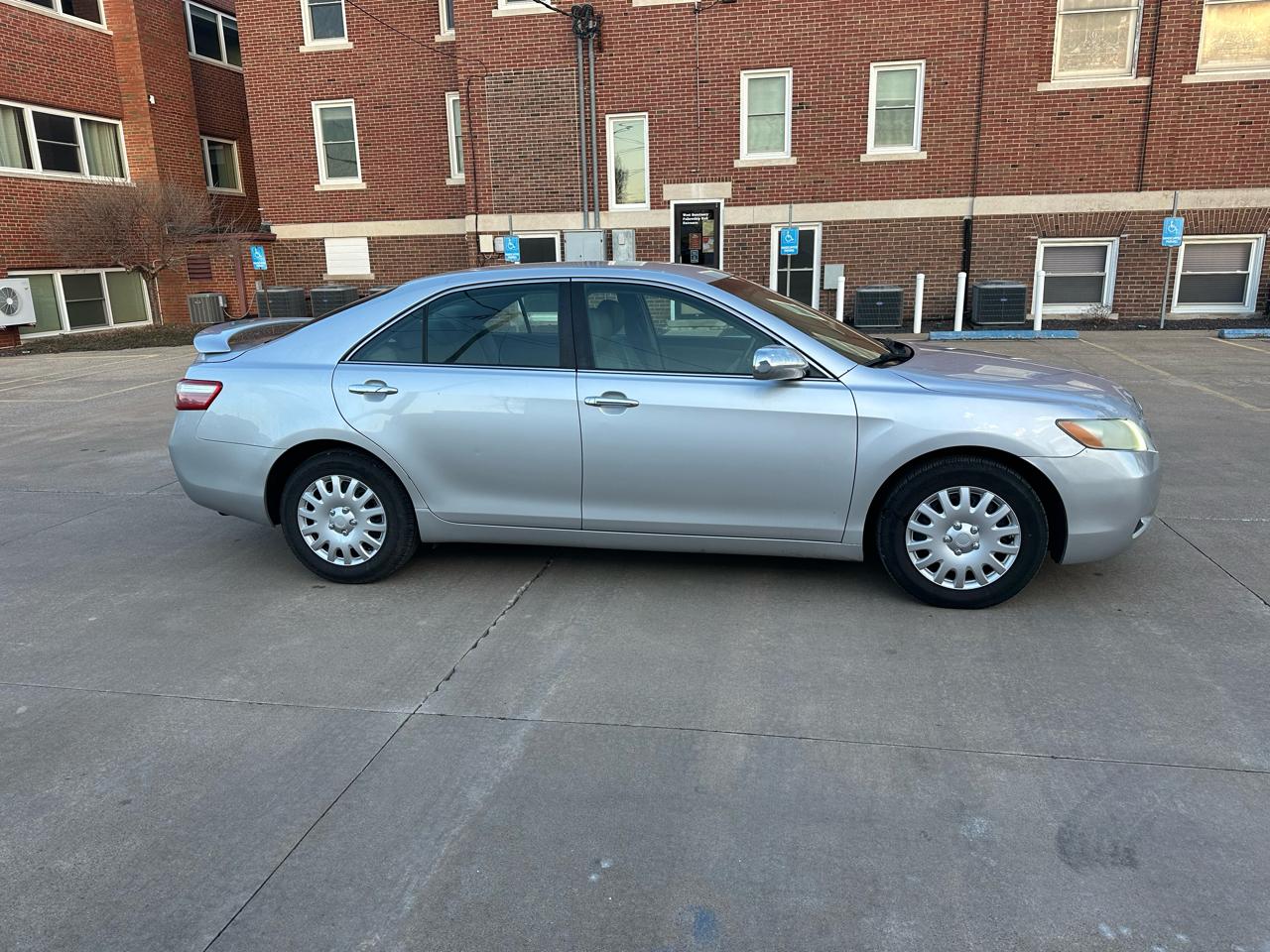 Toyota Camry XLE 5-Spd AT 2009