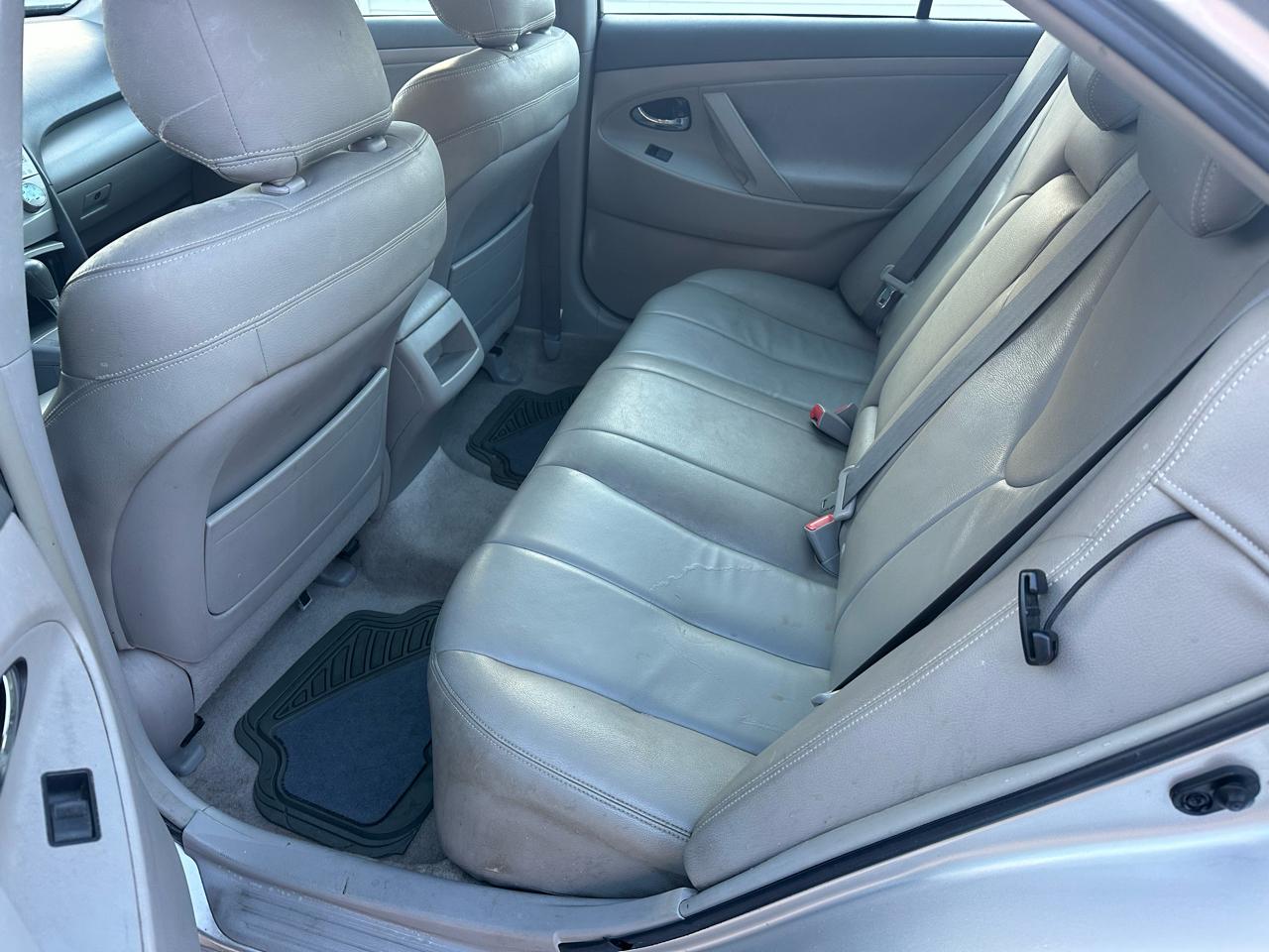 Toyota Camry XLE 5-Spd AT 2009