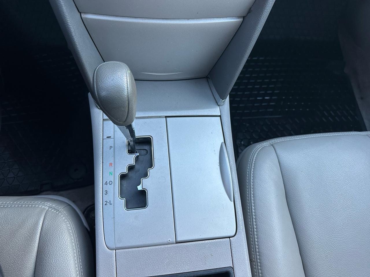 Toyota Camry XLE 5-Spd AT 2009