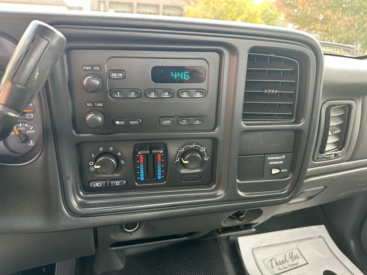 Chevrolet Silverado 1500 1LT Regular Cab Long Box 2WD 2004 Chevrolet Silverado 1500 1LT Regular Cab Long Box 2WD 2004