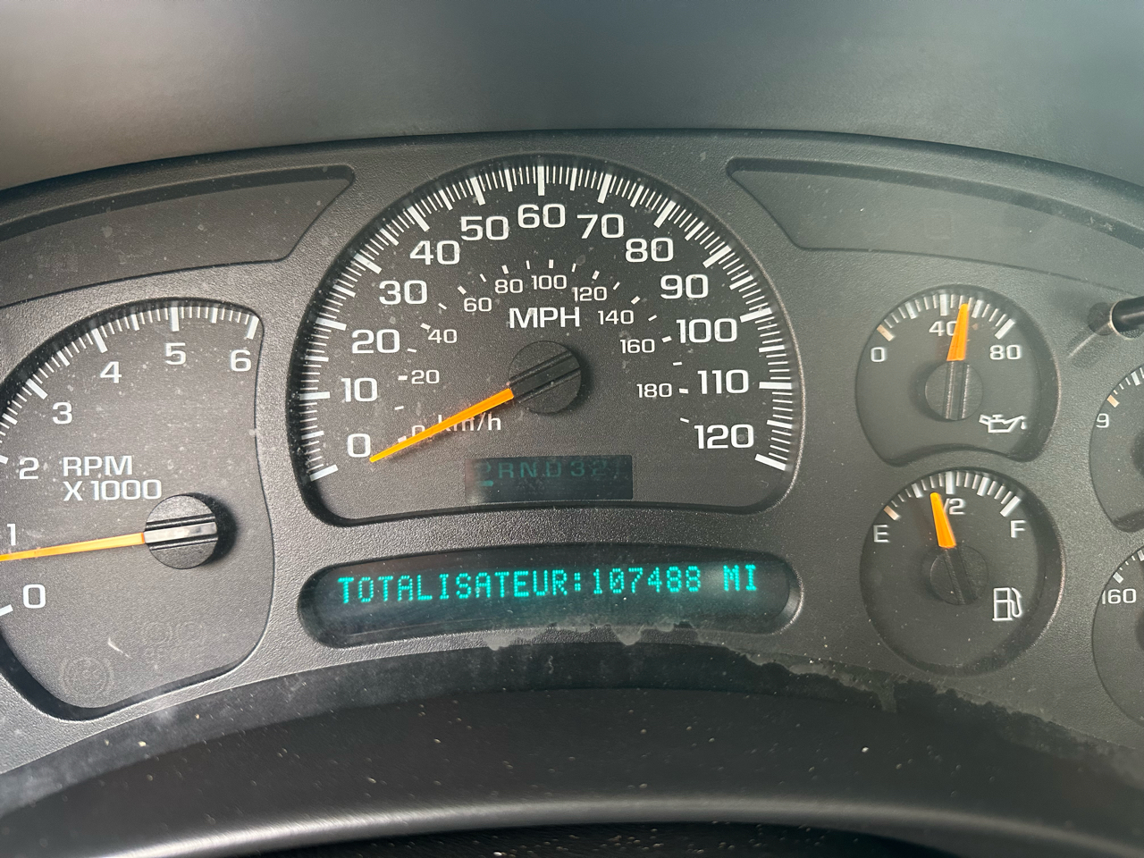 Chevrolet Silverado 1500 1LT Regular Cab Long Box 2WD 2004 Chevrolet Silverado 1500 1LT Regular Cab Long Box 2WD 2004