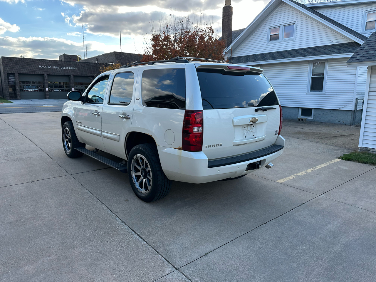 Chevrolet Tahoe 4WD 4dr 1500 LT 2008 Chevrolet Tahoe 4WD 4dr 1500 LT 2008
