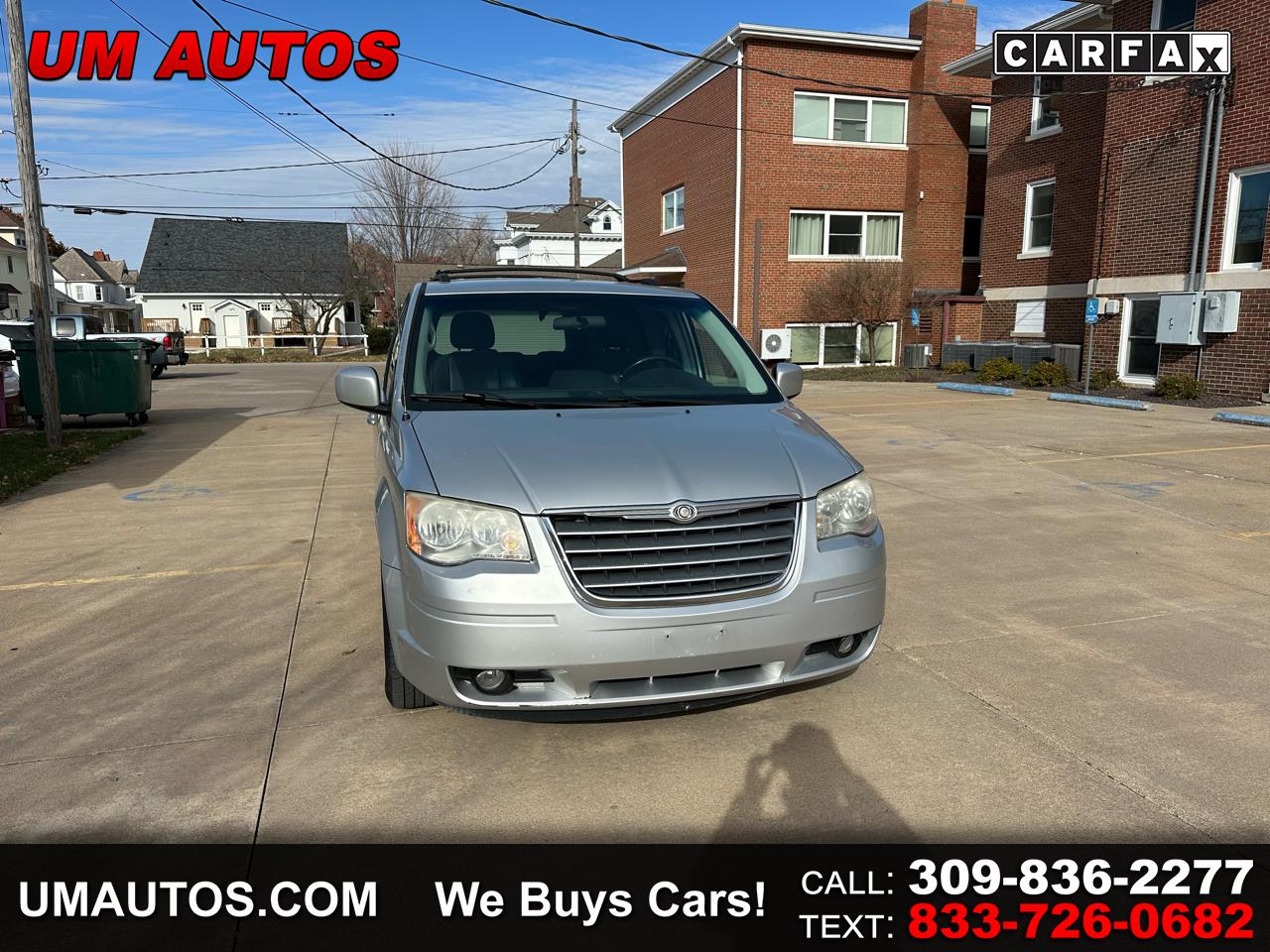 2010 Chrysler Town & Country Touring Plus