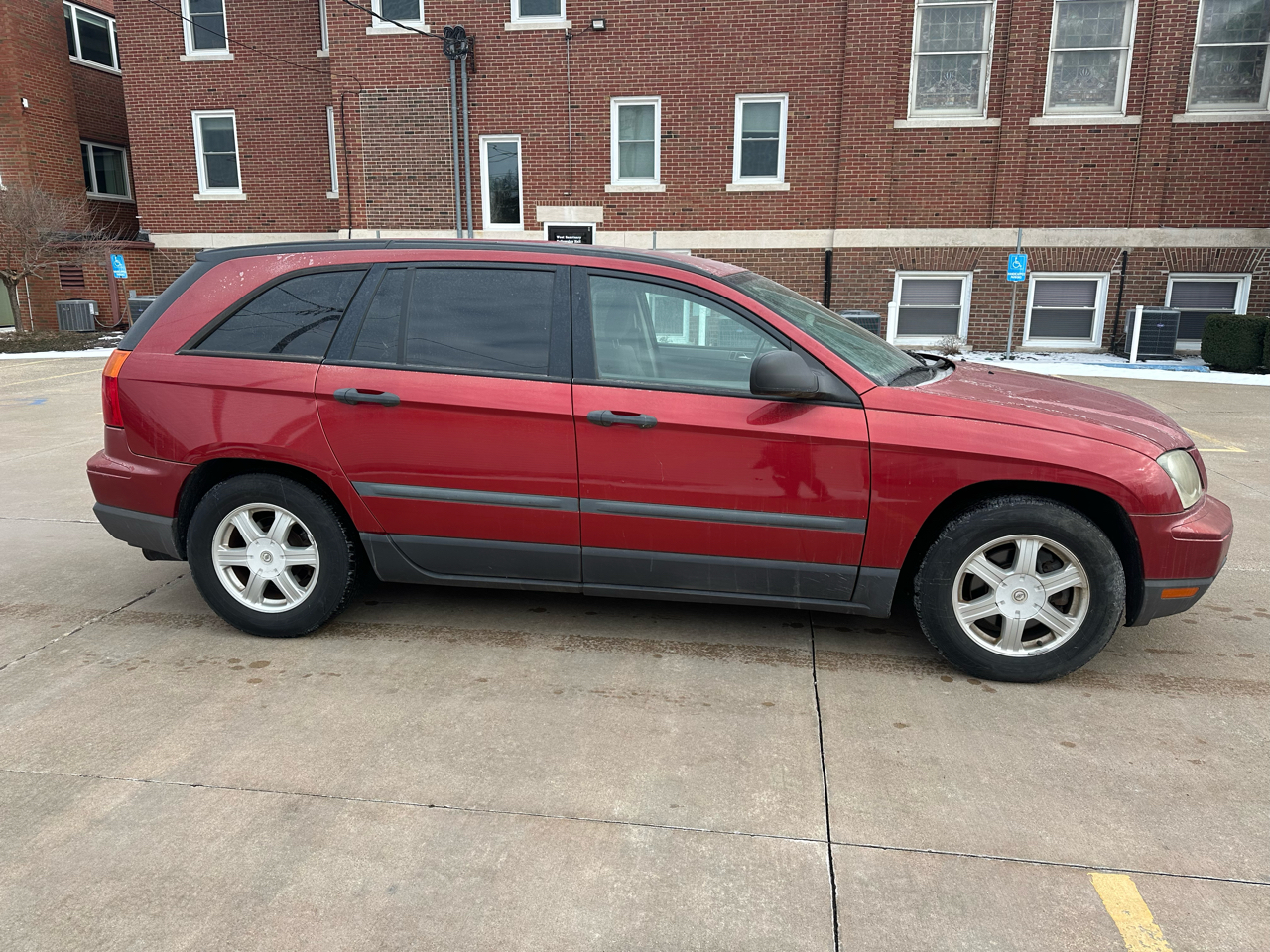 Chrysler Pacifica FWD 2006