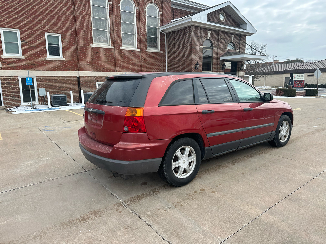 Chrysler Pacifica FWD 2006