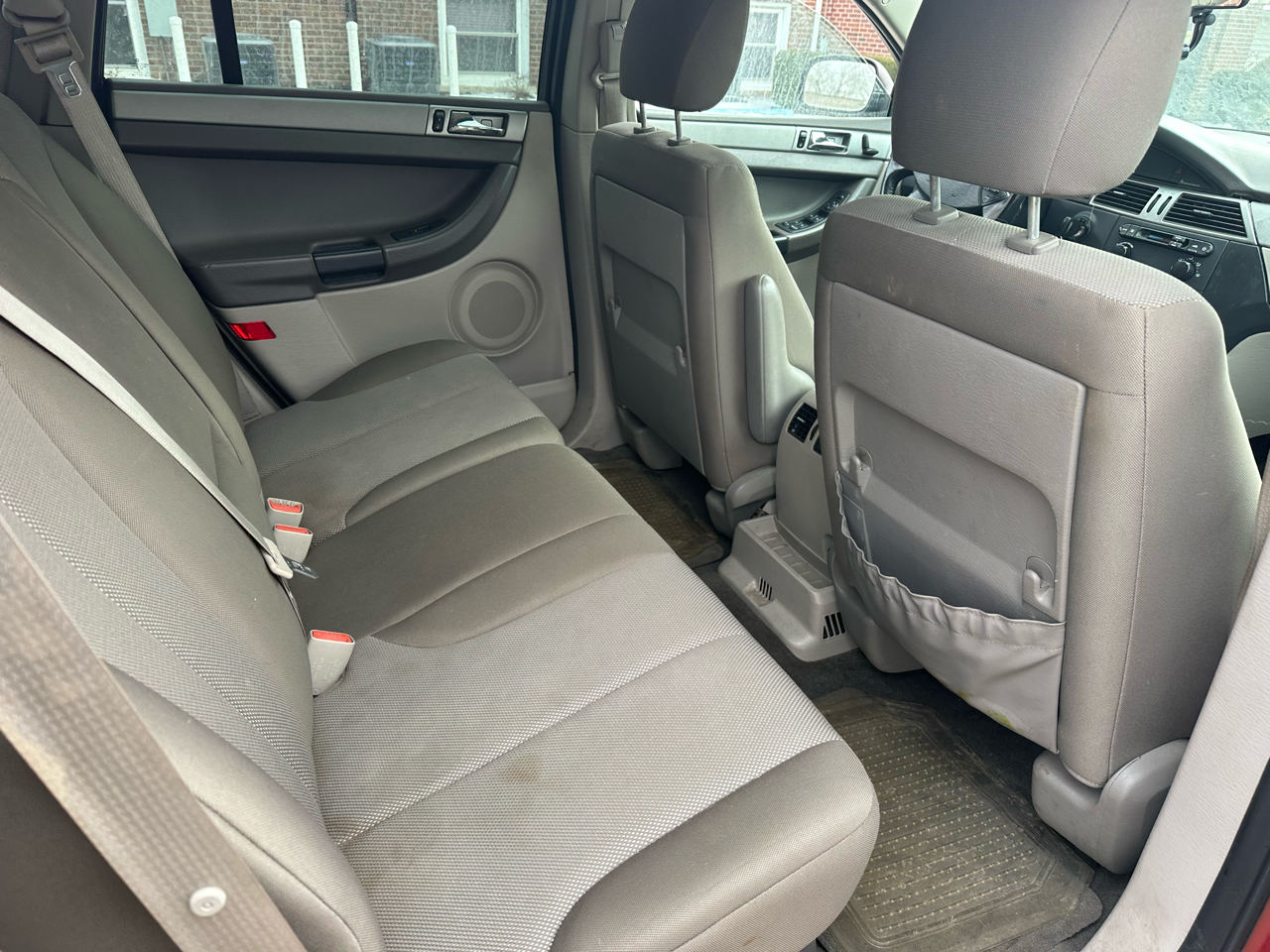 Chrysler Pacifica FWD 2006