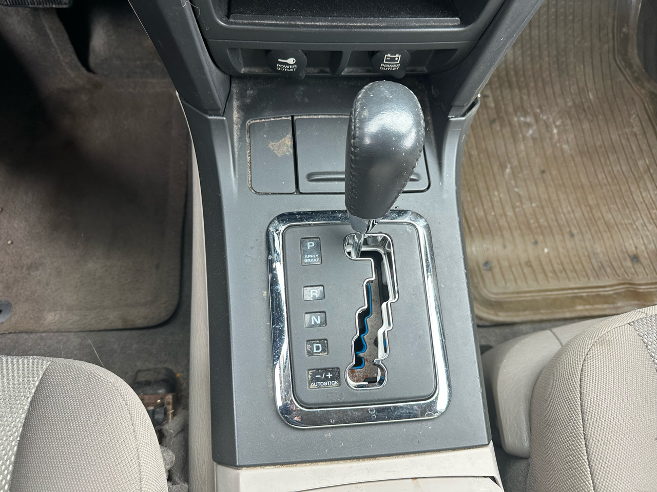 Chrysler Pacifica FWD 2006