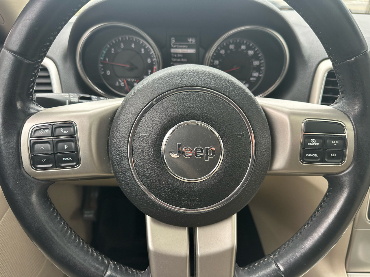 Jeep Grand Cherokee Limited 4WD 2012