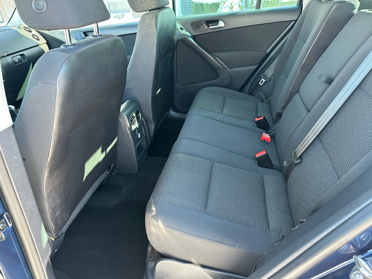 Volkswagen Tiguan S 2012