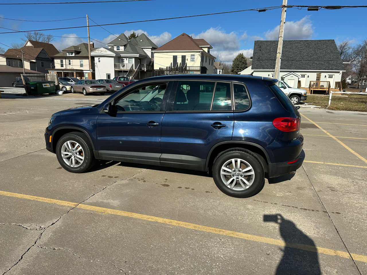 Volkswagen Tiguan S 2012