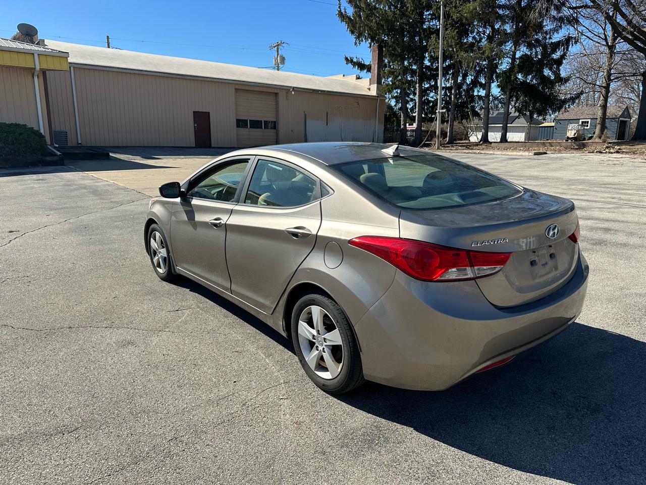 Hyundai Elantra Limited 2013