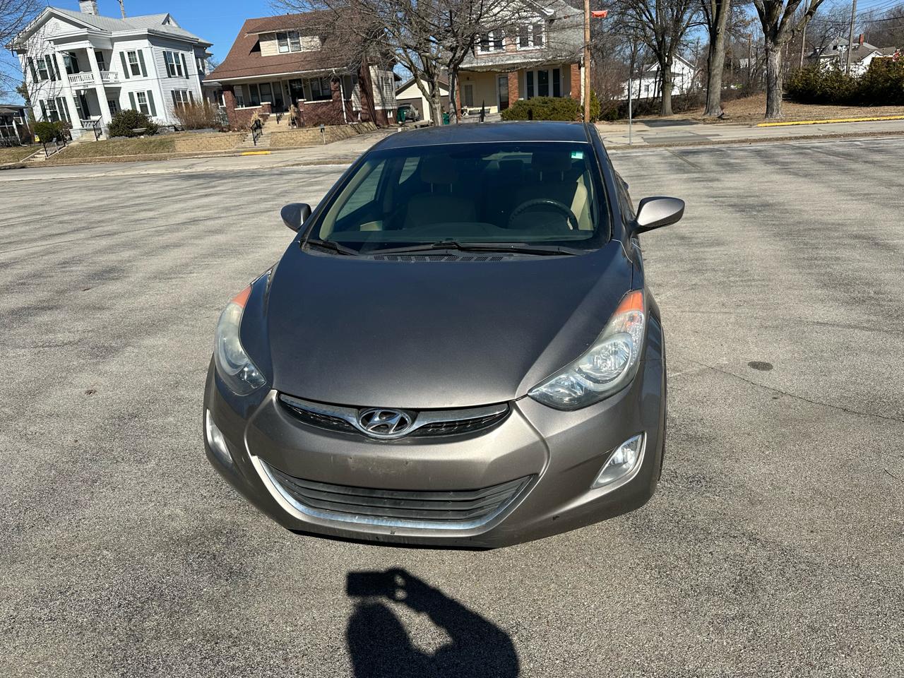 Hyundai Elantra Limited 2013