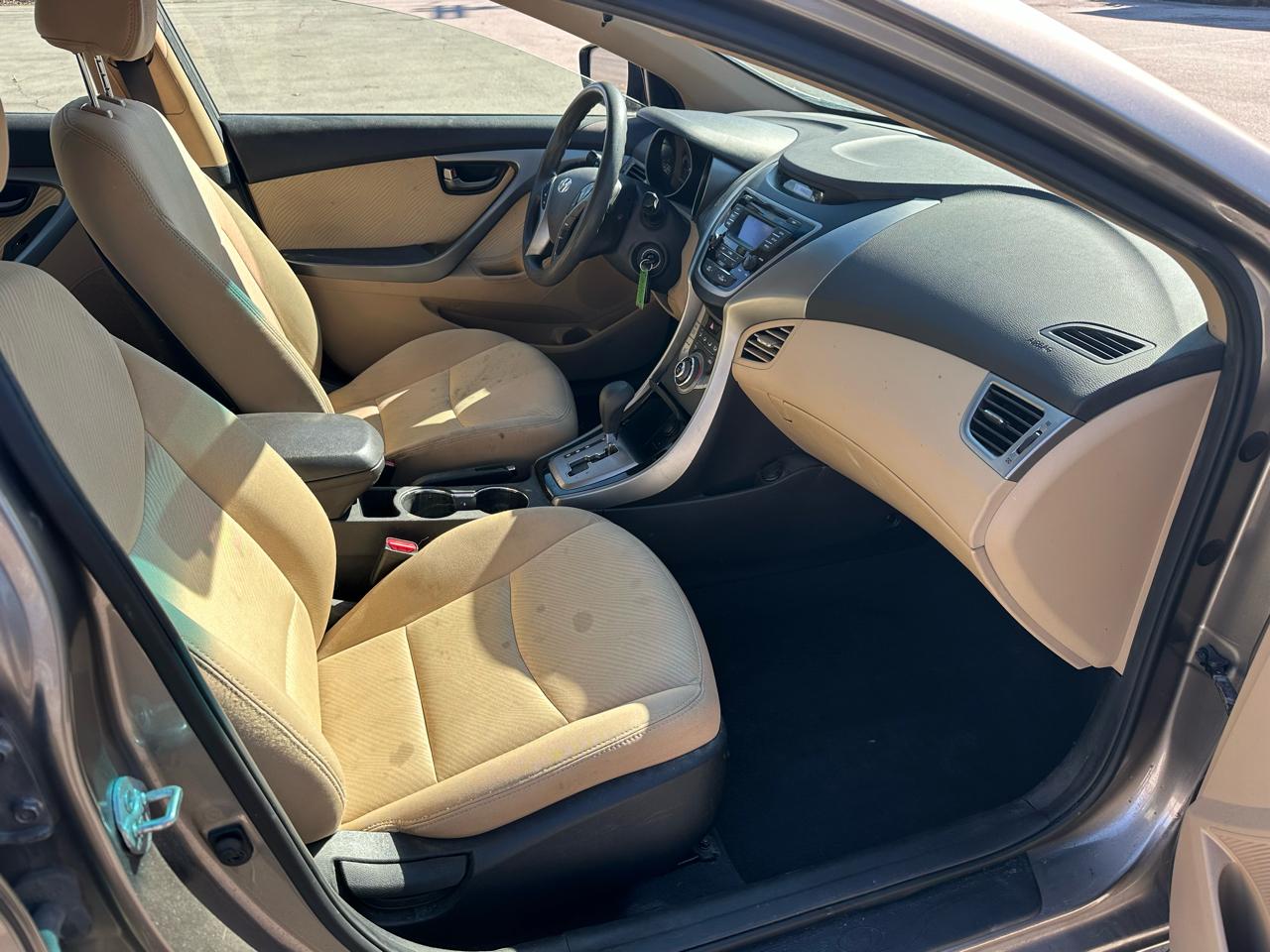 Hyundai Elantra Limited 2013