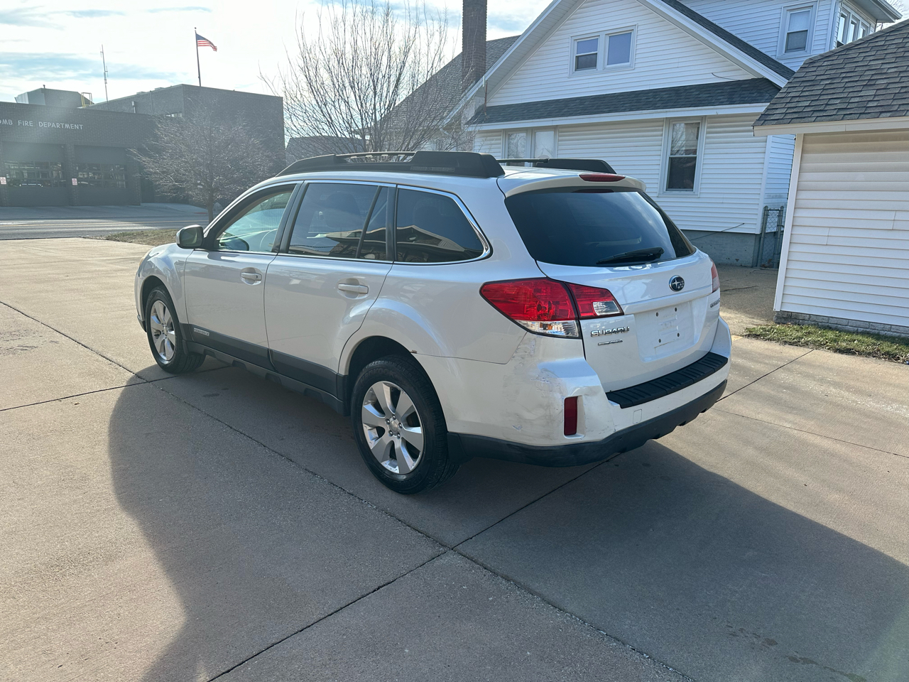 Subaru Outback 2.5i Limited 2010
